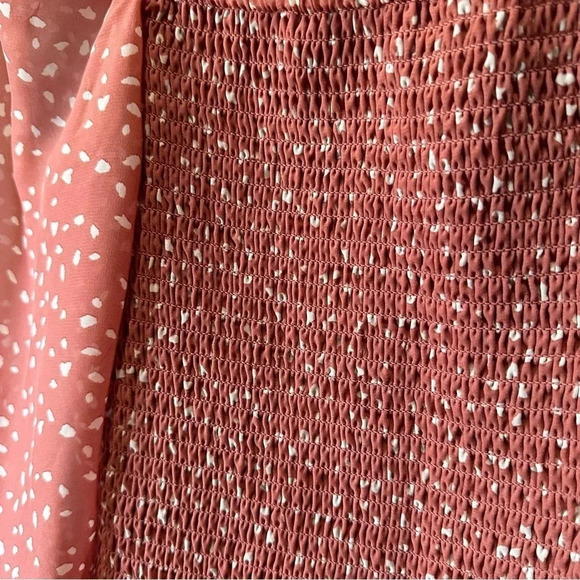 Lush Cropped top. Sheer sleeves. Square Neck. Large. EUC - Picture 2 of 5